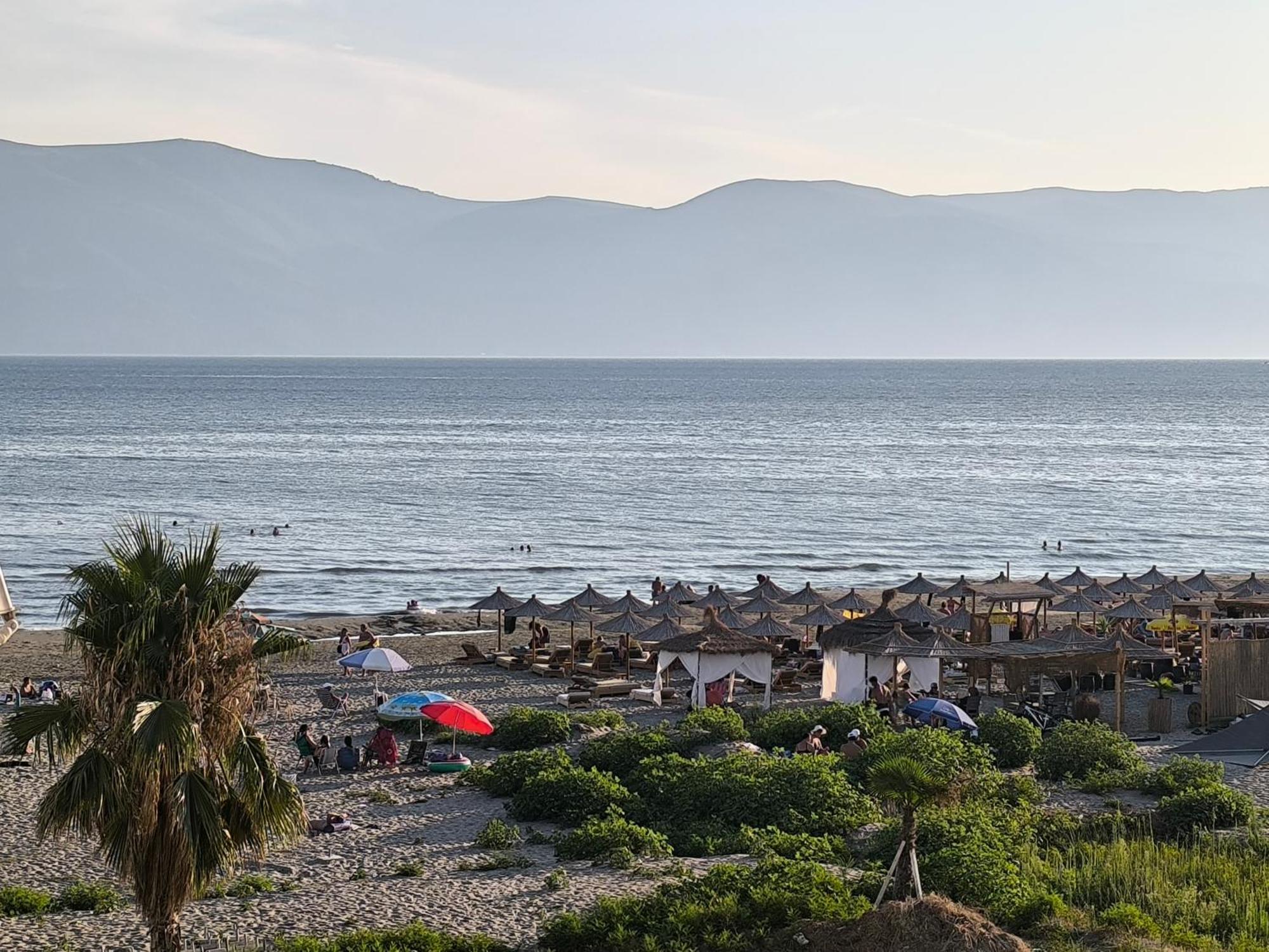 Casa Fronte Mare Apartamento Vlorë Exterior foto