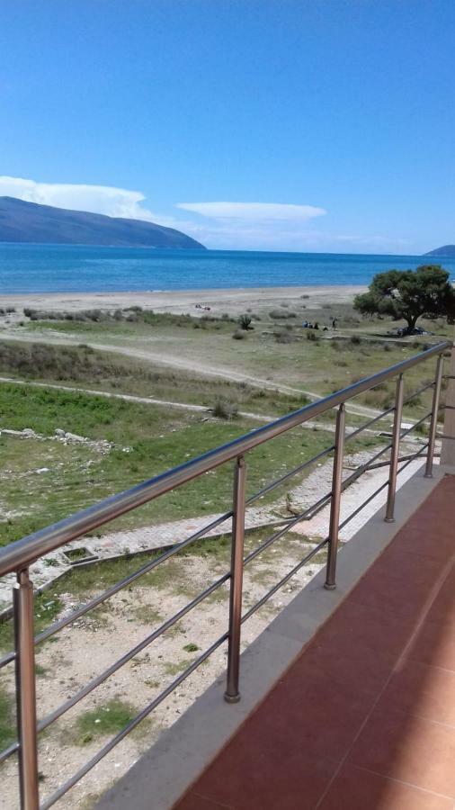 Casa Fronte Mare Apartamento Vlorë Exterior foto
